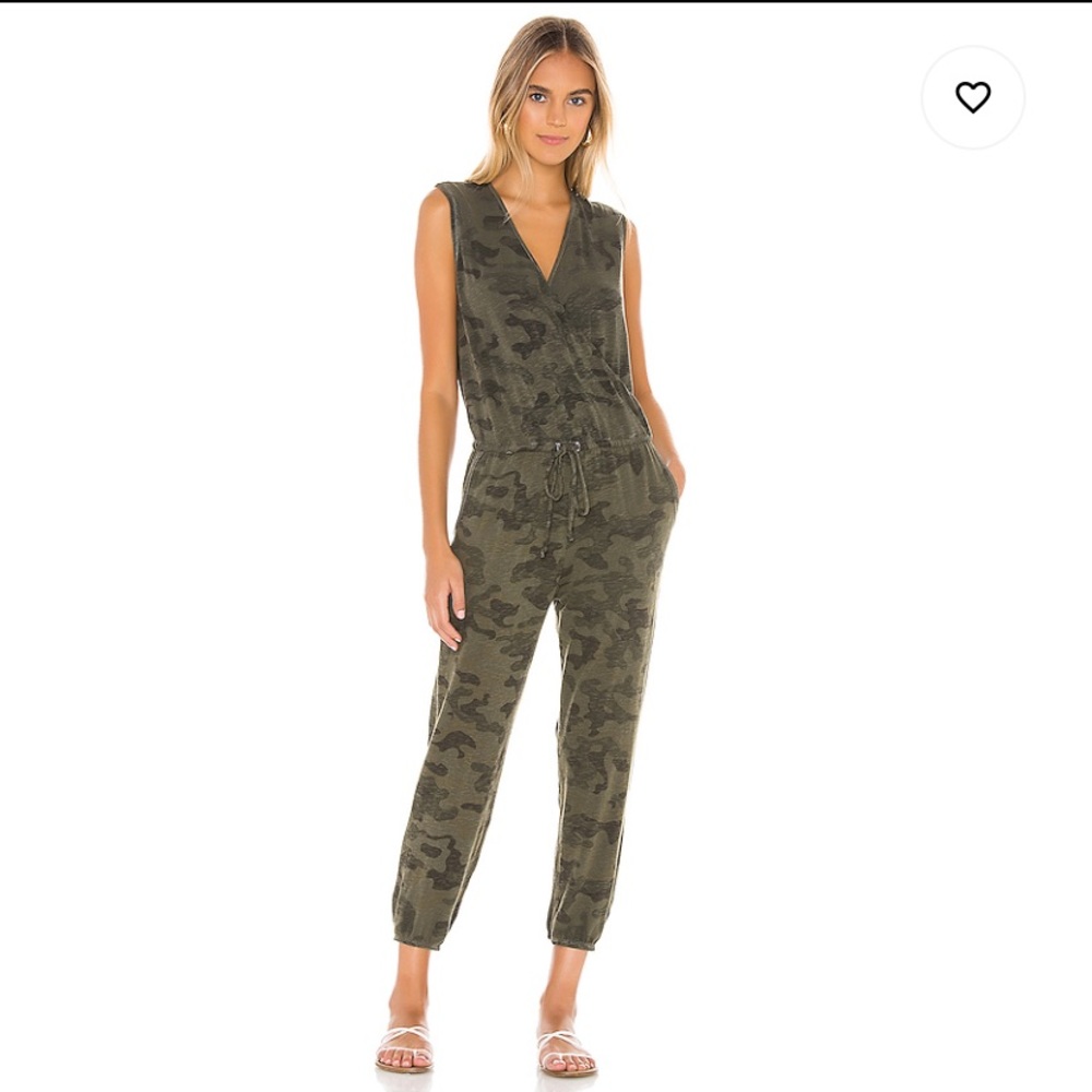 Sundry NWT camouflage crop drawstring jumpsuit